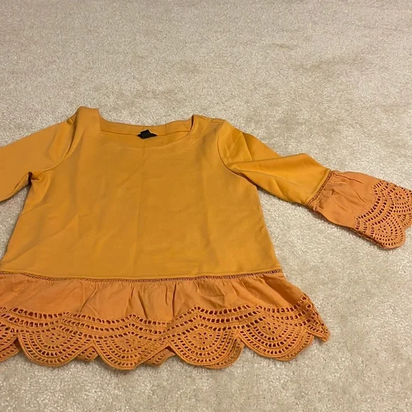 Ann Taylor - Picture 1 of 4